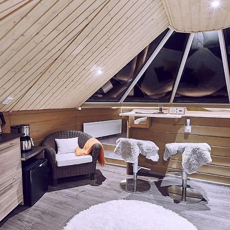 Pyhan Asteli Aurora Igloos & Suites Pyhätunturi Exterior foto